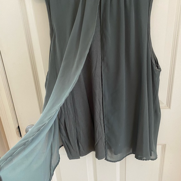 Army green tank top with pleated back - Picture 4 of 4